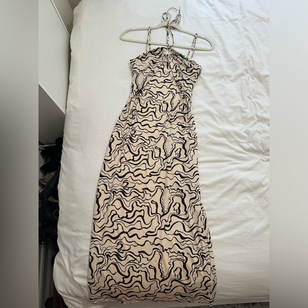 Abercrombie & Fitch Keyhole Neckline Dress
